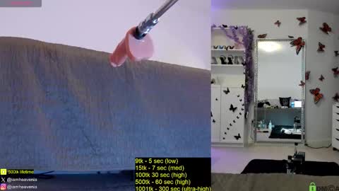 Snapshot of heaveniabb chatting on February 21, 2:01 am Helen online show from February 21, 2:01 am