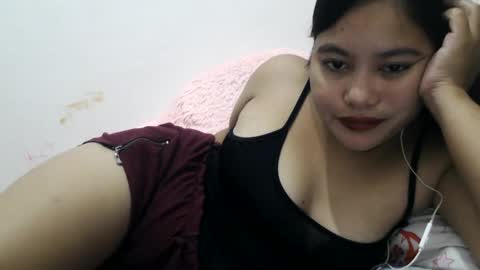 heavenlyeyes69 online show from December 17, 4:23 am