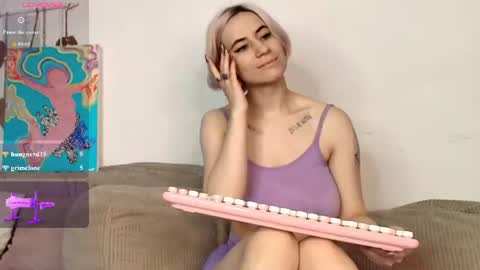heavenmoth online show from August 2, 1:42 pm