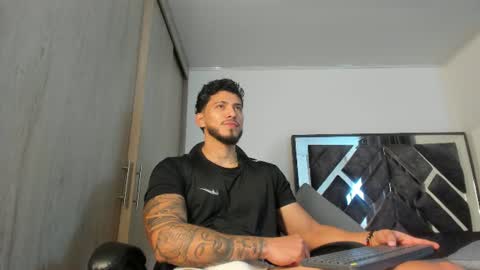 Snapshot of heavy_thor chatting on July 1, 12:23 am Thor online show from July 1, 12:23 am