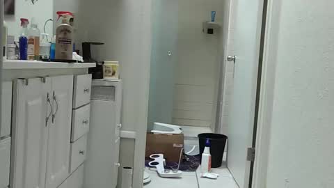 HE Black online show from November 28, 9:39 pm