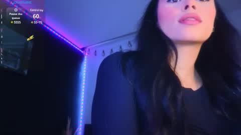 Snapshot of hecate_gh chatting on December 7, 9:33 pm Hecate online show from December 7, 9:33 pm