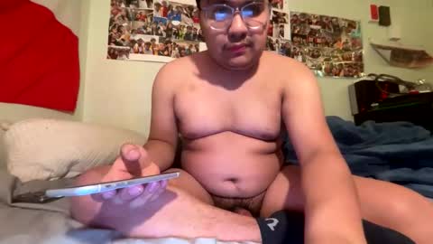 Snapshot of hectorsexyboy932374 chatting on January 14, 8:09 am Hector online show from January 14, 8:09 am