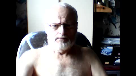 hedgehog61 online show from October 18, 10:27 am