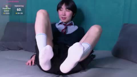 HEEJIN online show from November 30, 8:24 pm