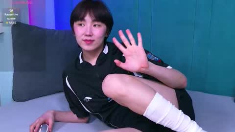 HEEJIN online show from March 12, 3:18 pm