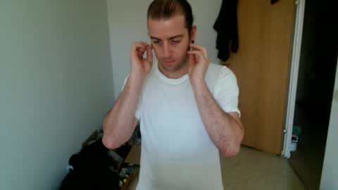 hei_69 online show from December 14, 10:20 am