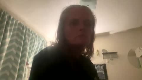 Snapshot of heidikinz chatting on July 13, 7:11 am HeidiKinz online show from July 13, 7:11 am