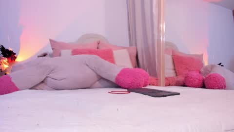 Snapshot of heidimountain chatting on October 27, 10:47 pm Anny Ferreiro online show from October 27, 10:47 pm