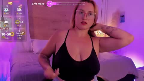 Snapshot of heidishayk chatting on September 30, 7:41 pm ANTARA REY online show from September 30, 7:41 pm