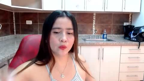 Heidy online show from February 16, 12:45 pm