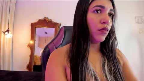              online show from December 5, 5:09 pm