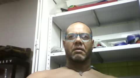 Heist Stein online show from October 14, 8:20 pm