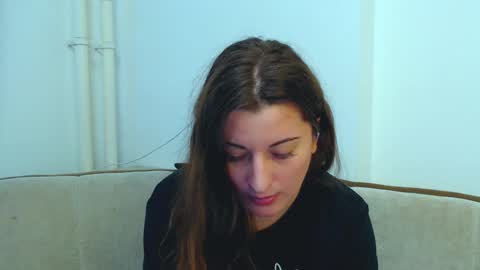 helen_adams_ online show from January 24, 11:59 am