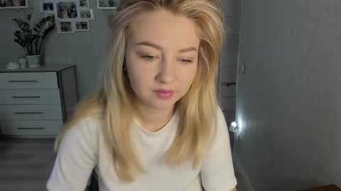 Helen sven online show from October 7, 5:48 am