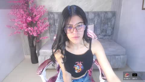 helena1_s online show from September 22, 8:11 pm
