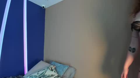 Snapshot of helena_cole chatting on September 25, 10:24 pm helena online show from September 25, 10:24 pm