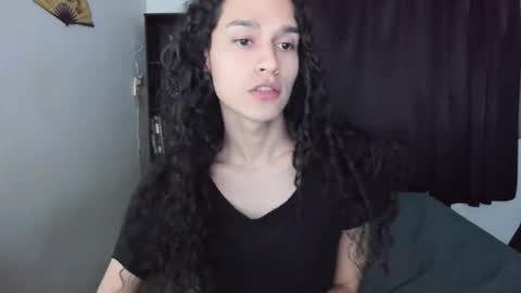 helena_spellman online show from May 23, 1:55 am