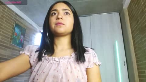 Snapshot of helenacyruss666 chatting on October 1, 6:58 pm Only 18 cyrus online show from October 1, 6:58 pm