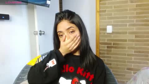 Snapshot of helenacyruss666 chatting on November 14, 6:50 pm Only 18 cyrus online show from November 14, 6:50 pm