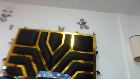 Snapshot of helenahotwet chatting on October 12, 1:10 pm helenahotwet online show from October 12, 1:10 pm