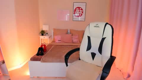 Helena online show from November 5, 1:33 pm