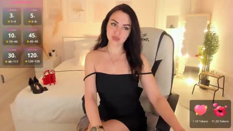 Helena online show from May 31, 1:29 pm