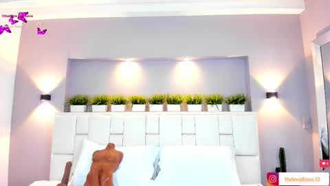 H E L E N A  online show from December 18, 7:42 pm