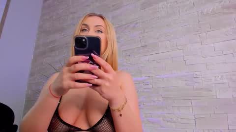 Helen online show from March 20, 7:35 am