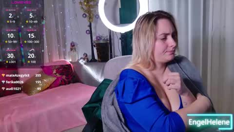 Snapshot of heleneengel chatting on December 15, 8:02 pm heleneengel online show from December 15, 8:02 pm