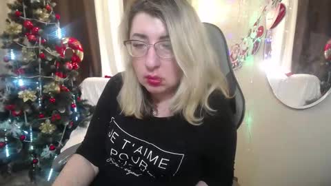 helenenigma online show from January 8, 4:34 am