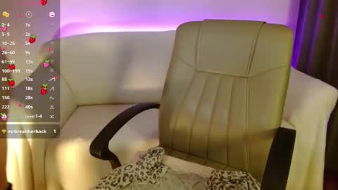 HelenXLove online show from March 30, 4:19 pm