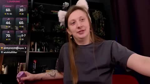 Snapshot of helga_vibe chatting on February 3, 6:51 am Helga online show from February 3, 6:51 am