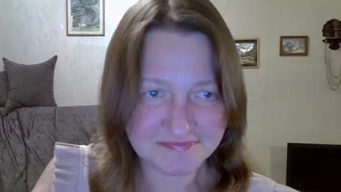 Snapshot of helgacharming chatting on July 7, 11:09 pm helgacharming online show from July 7, 11:09 pm