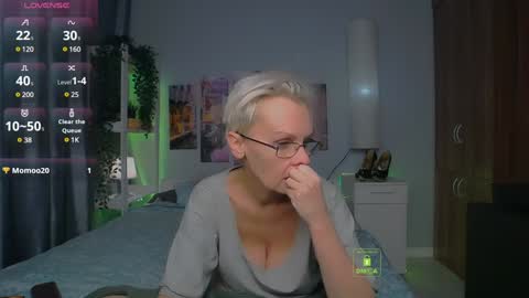 Helga online show from December 4, 7:12 pm
