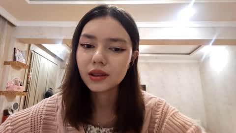 Snapshot of helgakraszewski chatting on October 8, 6:27 pm Alice online show from October 8, 6:27 pm