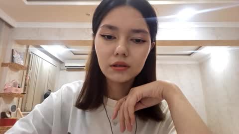 Snapshot of helgakraszewski chatting on October 10, 12:26 pm Alice online show from October 10, 12:26 pm