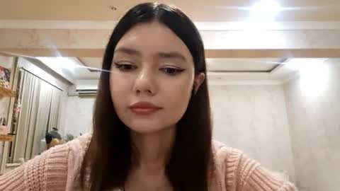 Snapshot of helgakraszewski chatting on October 26, 6:58 pm Alice online show from October 26, 6:58 pm