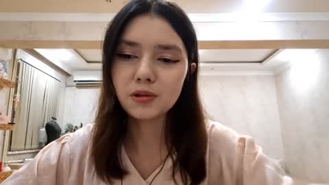 Snapshot of helgakraszewski chatting on November 29, 3:48 pm Alice online show from November 29, 3:48 pm