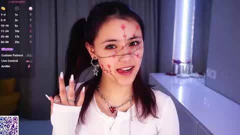 Snapshot of helgamartin chatting on February 14, 6:48 pm Aurora online show from February 14, 6:48 pm