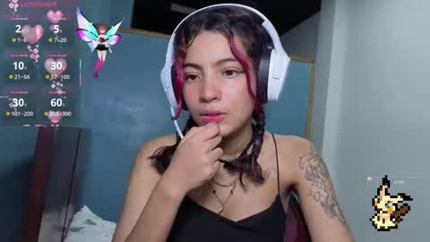 Helia Transfem and Amy online show from October 20, 4:13 am