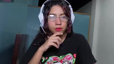 Helia Transfem and Amy online show from November 7, 1:49 am