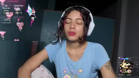 Helia Transfem and Amy online show from November 11, 9:53 am