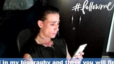 Snapshot of hell_boy66 chatting on December 4, 11:46 pm Eros online show from December 4, 11:46 pm