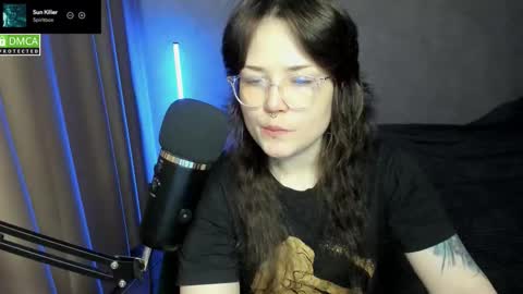 Red online show from October 11, 6:28 pm