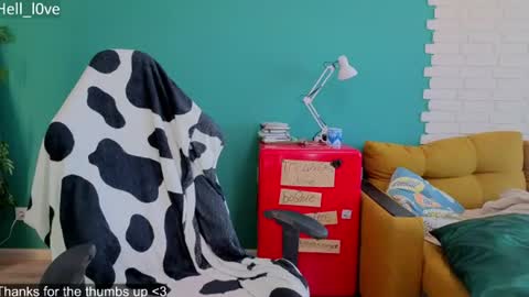 Snapshot of hell_l0ve chatting on July 1, 2:46 am Anastasiia online show from July 1, 2:46 am