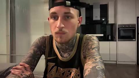 hellacozy online show from February 18, 9:22 pm