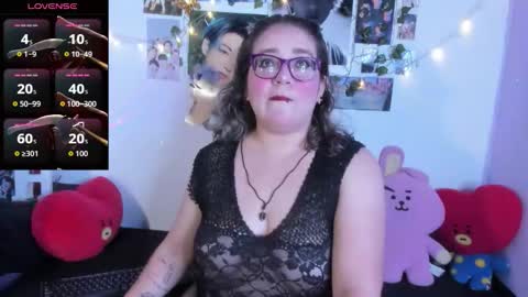 hellen online show from November 13, 4:33 am