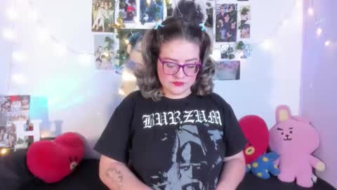 hellen online show from November 28, 5:32 am