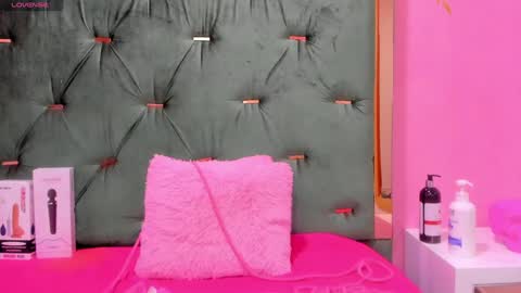 Hellen  online show from January 19, 11:12 am